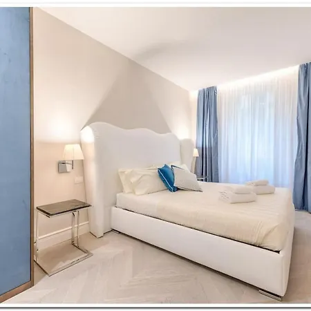 3br Awesome In - What'app - 0039-3512-039-610 - For Reservations! Apartment