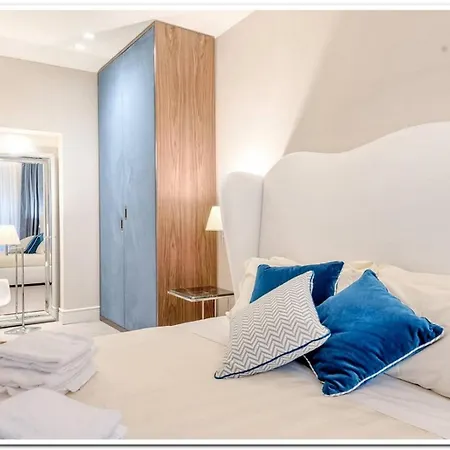 Apartment 3br Awesome In - What'app - 0039-3512-039-610 - For Reservations! *