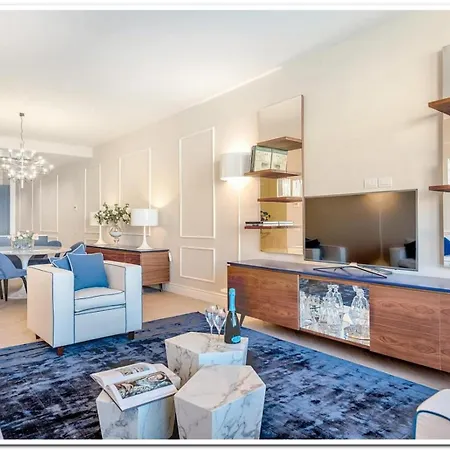 Apartment 3br Awesome In - What'app - 0039-3512-039-610 - For Reservations!